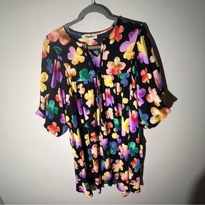 Haptics vibrant  Floral DRESS with Multicolor Design and pockets. EUC